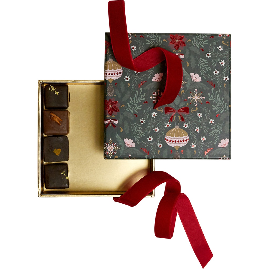 ALL UNDER THE TREE frenchy 09