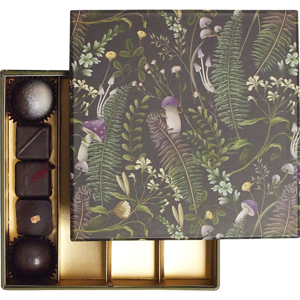 MAGICAL FOREST neck 14